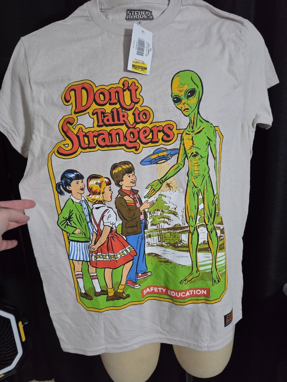 Don't Talk to Strangers Alien Graphic Tee - Beige